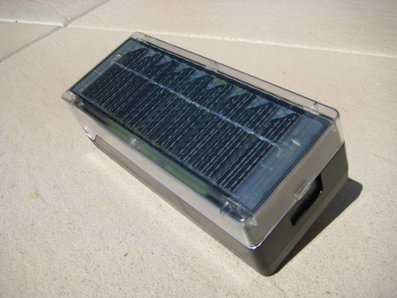 Aanpassen overeenkomst Mobiliseren Multi batterij oplader Zonne AA AAA C en D - De Solarshop